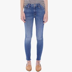 MOTHER Denim Looker ankle Fray